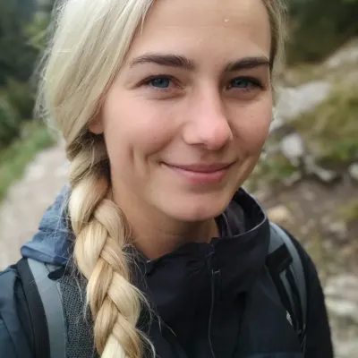 Аделина, 21